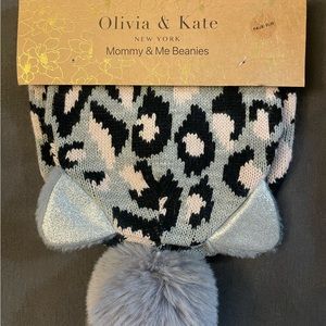 Mommy and me hat set